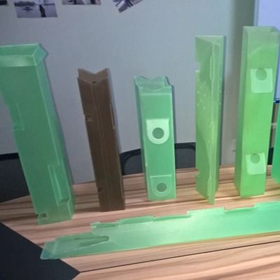 محافظ درخت کروفلوت مناسب برای باغبانان، محوطه سازان و نهالستان هایی که به دنبال لوله های محافظ نشاء بادوام هستند.