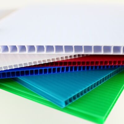 Coroplast Sheet is a lightweight and durable polypropylene corrugated plastic sheet designed for various applications, including packaging, printing, construction, and protection.
